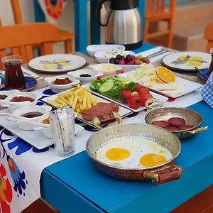  Otel Kardias Türkiye