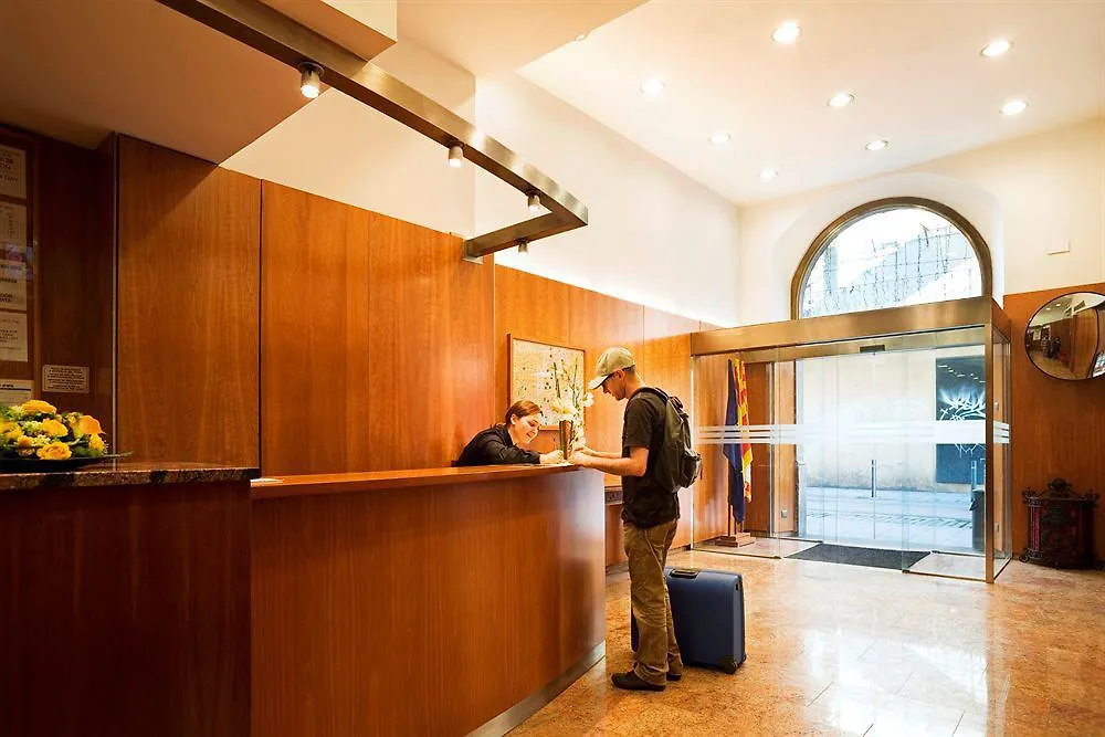 Leonardo Hotel Barcelona Las Ramblas 3*,  Испания
