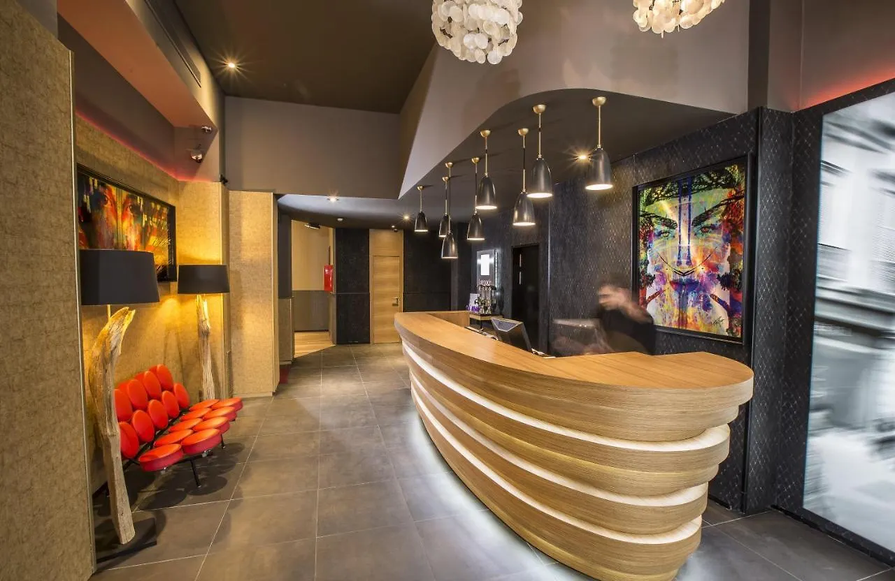 Leonardo Hotel Barcelona Las Ramblas 3*,  İspanya