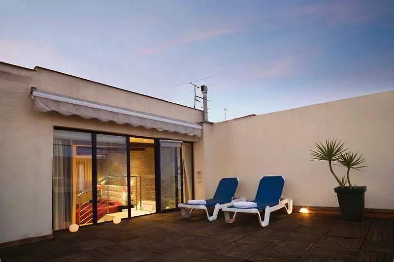 Leonardo Hotel Barcelona Las Ramblas 3*,  İspanya